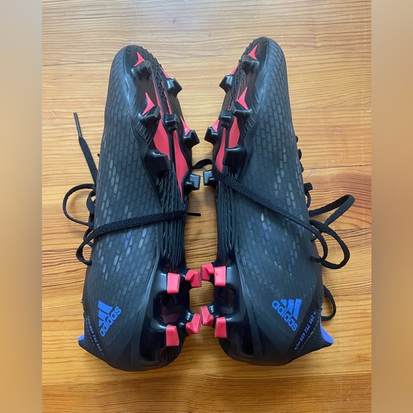 NWOT Adidas Speedflow 3 cleats - Picture 3 of 4